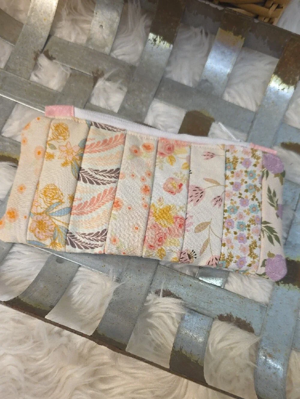 Pastel Floral Patchwork Cosmetic Pouch - Pink
